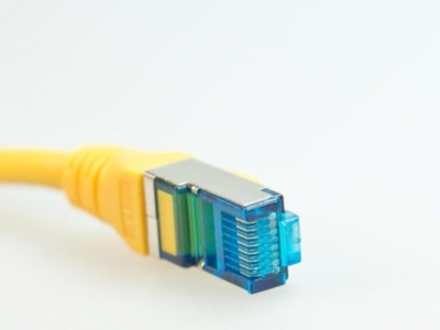 什么是可推入式光纤电缆？有什么优点？