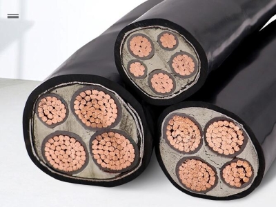 MIL-STD-1553电缆线路是由什么组成的